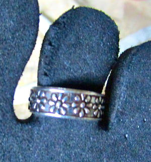 Sterling Silver Flower Toe Ring: Adjustable Boho Beach Jewellery, view 5
